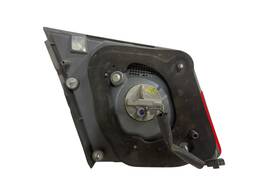 LANTERNA TRASEIRA DIREITA CRUZE 12/2016 SEDAN (MALA) DETALHE