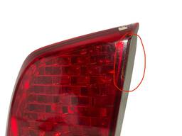 LANTERNA TRASEIRA DIREITA SORENTO 2010/2013 (MALA) DETALHE