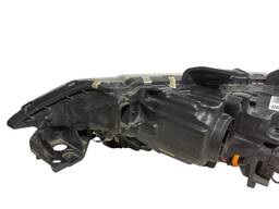 FAROL DIREITO OUTLANDER 2016 A 2020 C/DETALHE