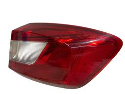 LANTERNA TRASEIRA DIREITA CRUZE 2017 A 2023 SEDAN (CANTO)