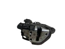 FECHADURA PORTA TRASEIRA DIR COROLLA 03 A 08 HILUX SW4 06/15