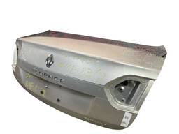 TAMPA TRASEIRA FLUENCE 2011 2012 A 2018 C/DETALHE