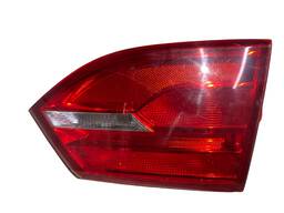 LANTERNA TRASEIRA DIREITA JETTA 2011 A 2014 (MALA) S/ LED