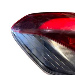 LANTERNA TRASEIRA CANTO ESQUERDO FIAT PULSE 2022 A 2025