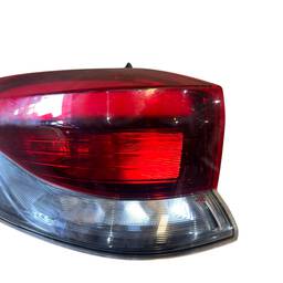 LANTERNA TRASEIRA CANTO ESQUERDO FIAT PULSE 2022 A 2025