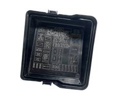 TAMPA DA CAIXA DE FUSÍVEL TOYOTA ETIOS 2016 À 2020