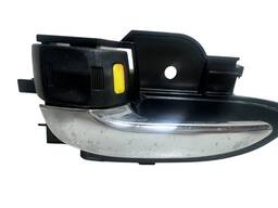 MAÇANETA INTERNA DIANTEIRA ESQUERDA TOYOTA ETIOS 2013 À 2019