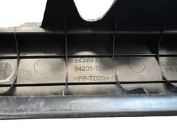 SOLEIRA DE PORTA DIANTEIRA DIREITA HONDA CITY 2015 A 2020.