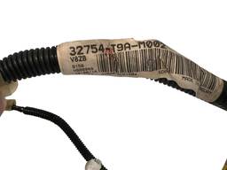 CHICOTE PORTA TRASEIRA ESQUERDA DO HONDA CITY 32754T9AM002