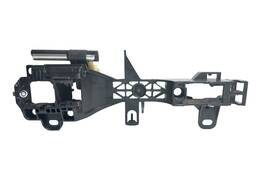 SUPORTE MAÇANETA EXTERNA DIANTEIRA DIREITA COROLLA CROSS 23 