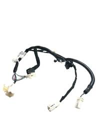 CHICOTE TAMPA TRASEIRA PORTA MALAS KICKS 2017 2018 2019 2020