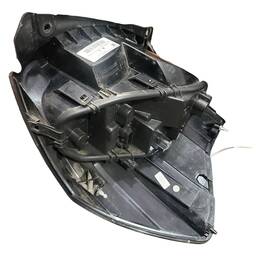 LANTERNA TRASEIRA ESQUERDA MOBI 2017/