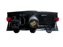 TOMADA 12V DO CONSOLE ORIGNAL COROLLA CROSS 23/24 5891102630