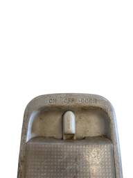 LUZ TETO TOYOTA HILUX - 2005/10