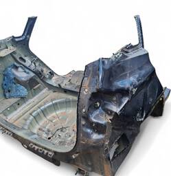 CAIXOTE TRASEIRO TRACKER 2020/ LD AMASSADO