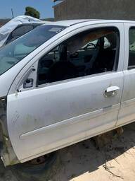Porta Dianteira Esquerda Corsa 2003 a 2012 Montana 04 a 2010