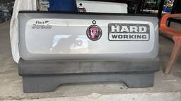 TAMPA TRASEIRA FIAT STRADA 2014 a 2020