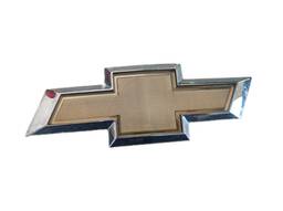 EMBLEMA TAMPA TRASEIRA GM ONIX 2013 A 2019