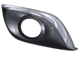 moldura farol milha esquerdo nissan versa 1.6 2015 a 2019