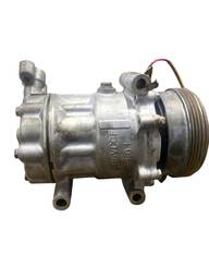 Compressor Ar Sandero Logan Clio Scenic 1.6 8/16v 98 a 2012