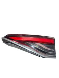 Lanterna Traseira Direita Corolla 2020/ (mala) S/ Led E1335237