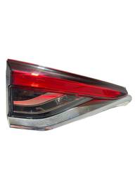 Lanterna Traseira Esquerda Corolla 2020/ (mala) S/ Led E1335237