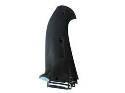 Moldura lateral superior coluna Celta 2001 2 portas LE