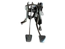 Pedal freio/embreagem Celta 2001
