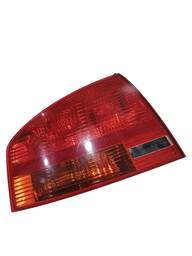 Lanterna Traseira Esquerda Audi A4 2005 a 2008 (canto) 8E5945095