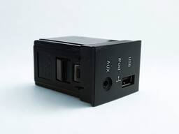 Conector Usb Auxiliar Hyundai Azera 08 Á 10 Original 961202