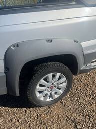 Moldura Paralama Traseiro Direito Strada Adv 2014 a 2020