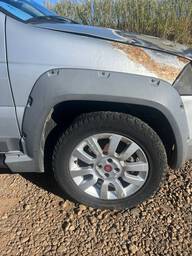 Moldura Paralama Dianteiro Direito Strada Adv 2014 a 2020