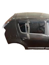 Recorte traseira lateral ld renault sandero 2010 - 2011