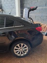 Recorte Traseiro Lateral Esquerdo Chevrolet Cruze LT 2016