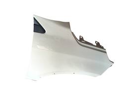 PARALAMA DIREITO ARGO HGT TREKKING 2018/ C/ FURO MOLDURA