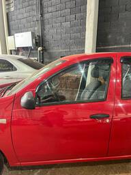 Porta Dianteira Esquerda Renault Sandero 08/14 Usado