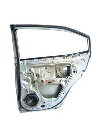 PORTA TRASEIRA DIREITA YARIS SEDAN 2019 2020 2021/..