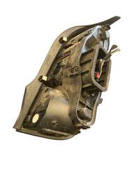 LANTERNA TRASEIRA ESQUERDA UP 2014 A 2017