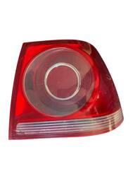 Lanterna Traseira Direita Bora 2008 a 2011 (canto)