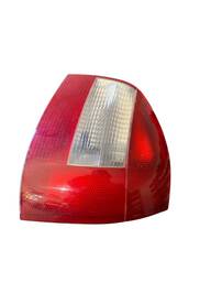 LANTERNA TRASEIRA DIREITA AUDI A3 2001 A 2005