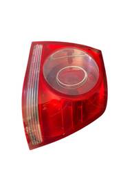 LANTERNA TRASEIRA DIREITA BORA 2008 A 2011 (CANTO)