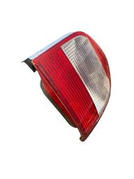 LANTERNA TRASEIRA DIREITA AUDI A3 2001 A 2005