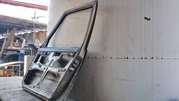 PORTA DIANTEIRA DIREITA UNO FIORINO 1988 1989 A 2004