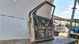 PORTA DIANTEIRA DIREITA UNO FIORINO 1988 1989 A 2004