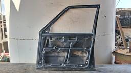 PORTA DIANTEIRA DIREITA UNO FIORINO 1988 1989 A 2004