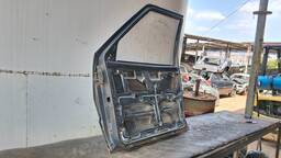 PORTA DIANTEIRA DIREITA UNO FIORINO 1988 1989 A 2004