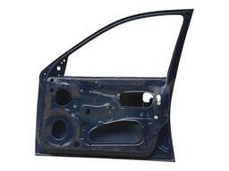 PORTA DIANTEIRA DIREITA CORSA CLASSIC 1996 1997 1998 A 2016
