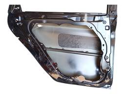 PORTA TRASEIRA ESQUERDA SENTRA 2014 2015 A 2020