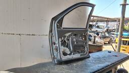 PORTA DIANTEIRA DIREITA PALIO SIENA 1996 1997 A 2004