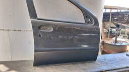 PORTA DIANTEIRA DIREITA PALIO SIENA 1996 1997 A 2004